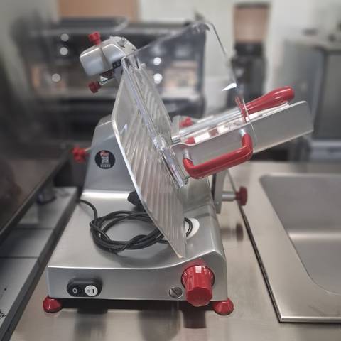 Affettatrice a Gravità Ristomania 300 R PRO — Precisione Professionale